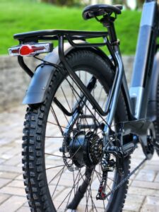 Thiết kế bánh sau của xe.