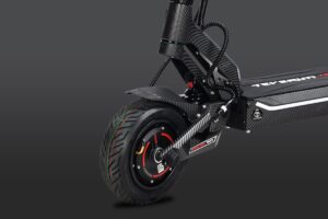 Xe scooter Teverun Fighter Mini được trang bị phanh đĩa thủy lực ở cả hai bánh