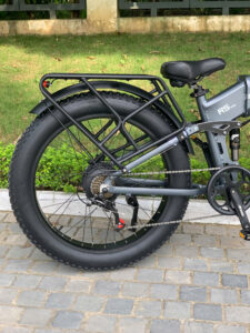 Hình 3- Bảo dưỡng bánh xe và lốp xe