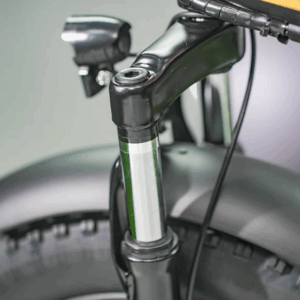 Hình 8- Giảm xóc – êm ái, mượt mà trên mọi địa hình