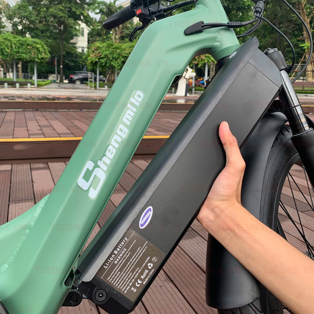 Pin Lithium với cell pin nhập khẩu chính hãng của Samsung thường có giá trị rất cao.