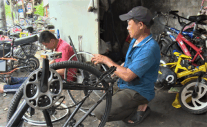 co nen mua xe dap tro luc nhat bai