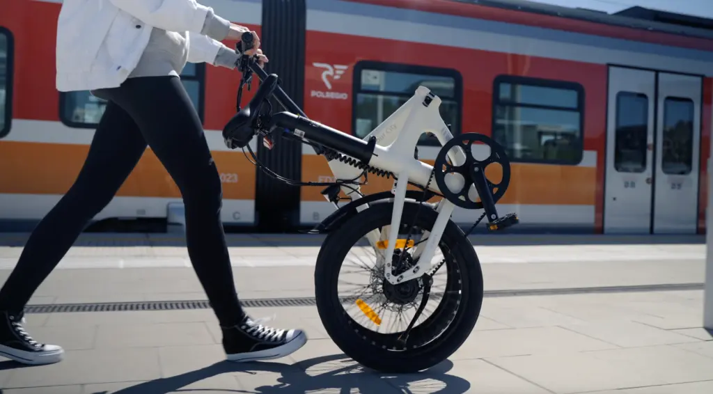 xe đạp trợ lực ADO có tốt không